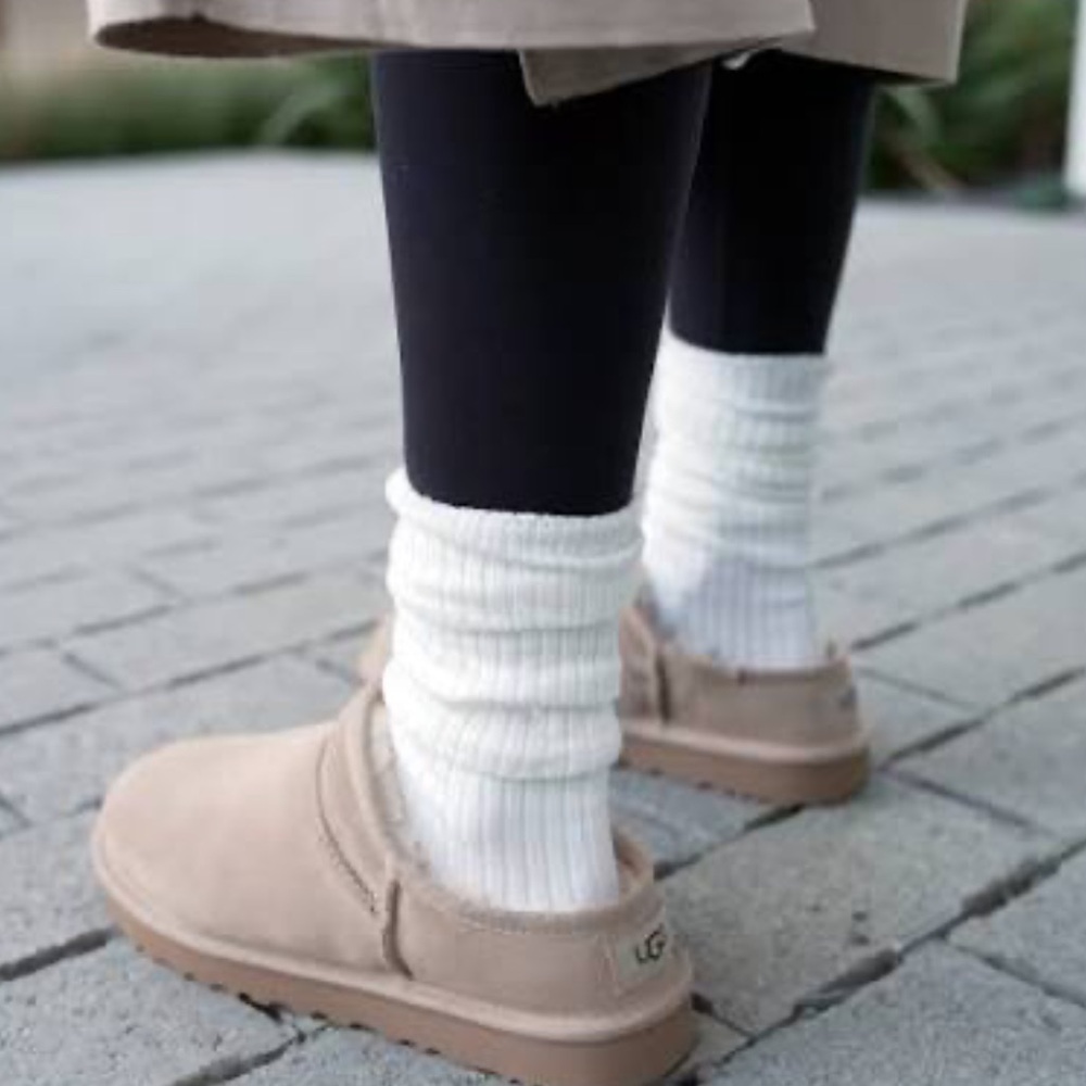 NEW UGG classic micro shearling Charcoal Suede Slip-Ons size 11 - Picture 4 of 12